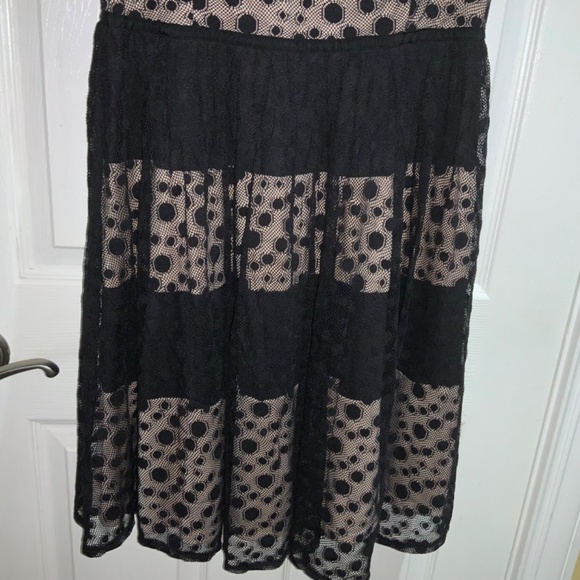 London Style Collection lace overlay dress Sz 12 fit & flare sleeveless lined - Picture 2 of 8
